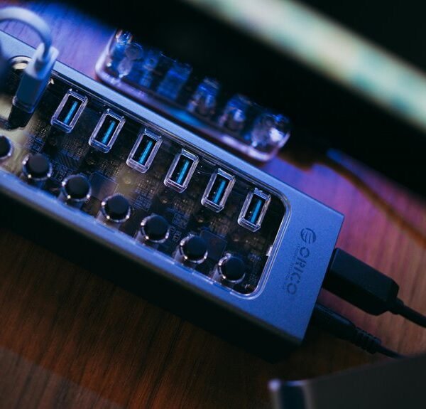 smart it hub performance review